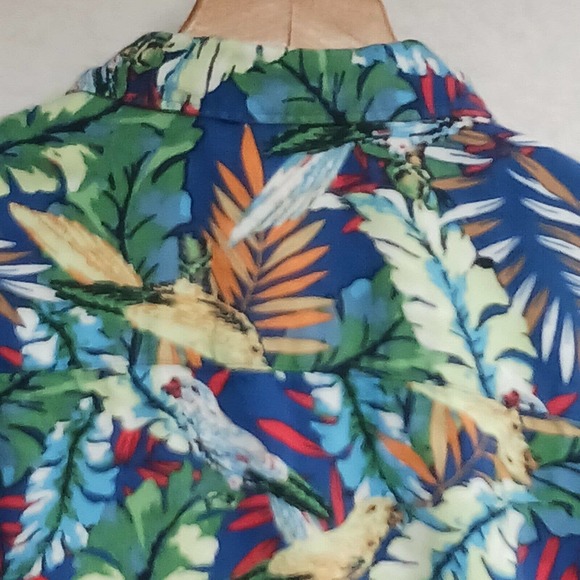 Ocean and Coast Shirt Men’s Size M Hawaiian Tropical Print Vacation Summer Fun - Picture 12 of 12